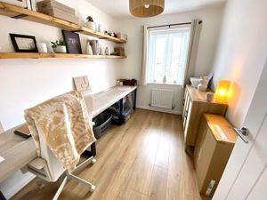 Photo 19- click for photo gallery